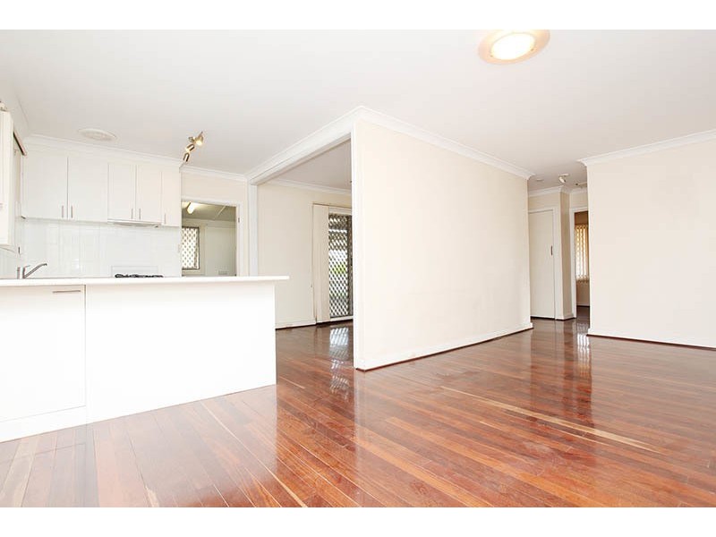 27 Central Terrace, Beckenham WA 6107