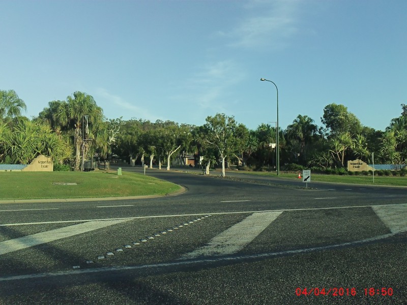 30 Lakeside Drive, Yeppoon QLD 4703