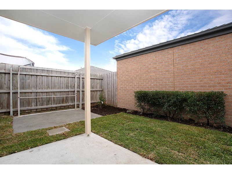 6  /10  Kingfisher Court, Hastings VIC 3915