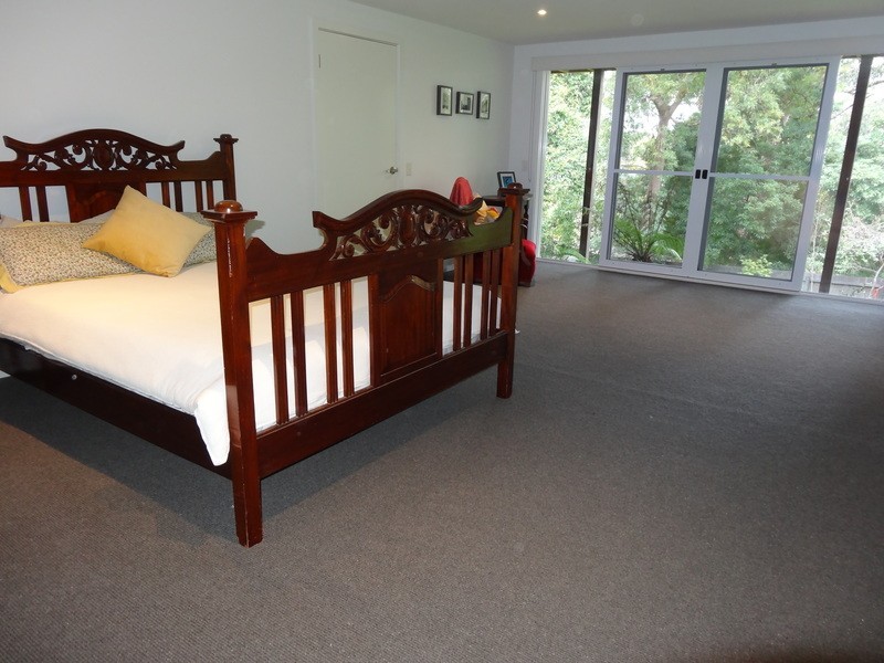 5 Rocksleigh Ave, Tecoma VIC 3160