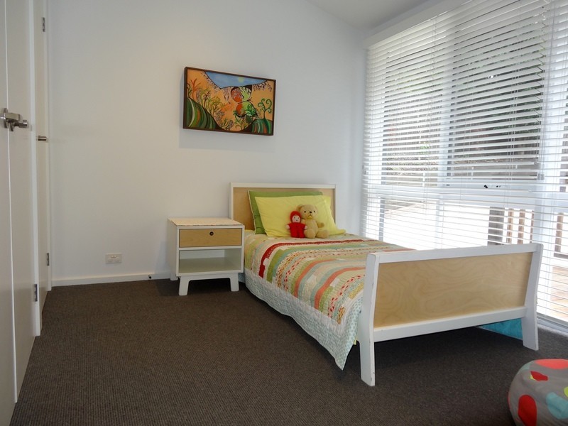 5 Rocksleigh Ave, Tecoma VIC 3160