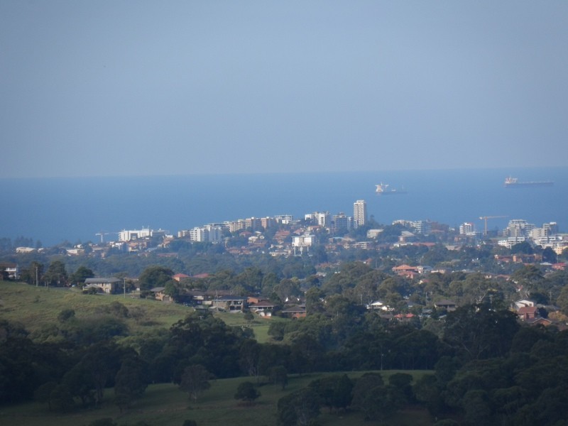 18  Araluen Ave, Mount Kembla NSW 2526