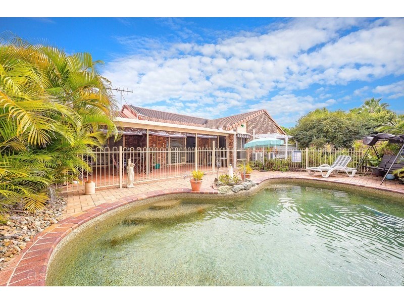 10 Magdalena Place, Banksia Beach QLD 4507
