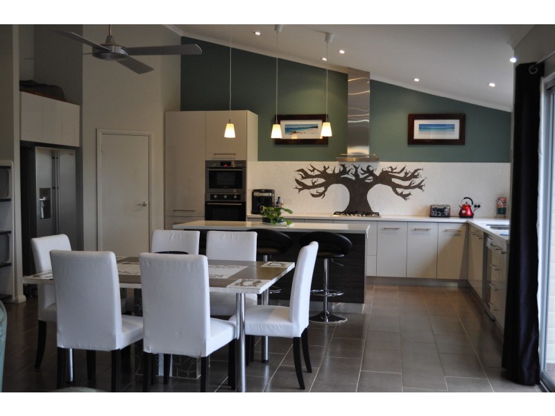 119 Julimar Road, Toodyay WA 6566