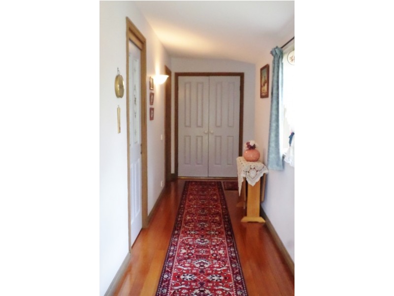 1341  Mountain Highway, The Basin VIC 3154