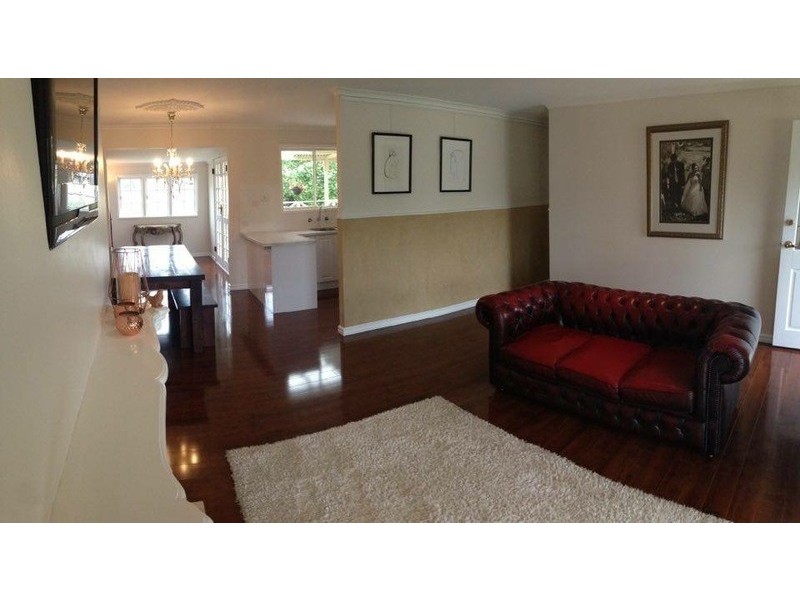 3  Katoomba Street, Orana WA 6330