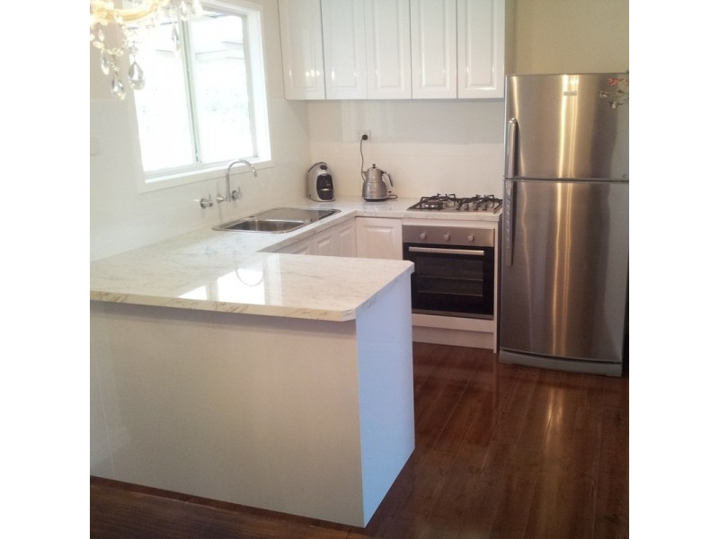 3  Katoomba Street, Orana WA 6330