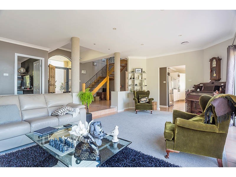 12a Macquarie street, Bolton Point NSW 2283