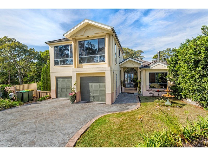 12a Macquarie street, Bolton Point NSW 2283