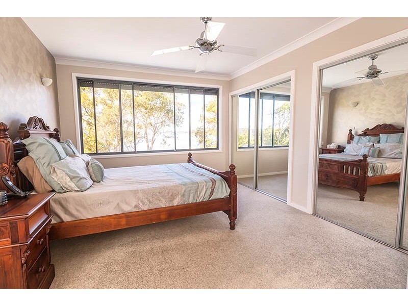 12a Macquarie street, Bolton Point NSW 2283