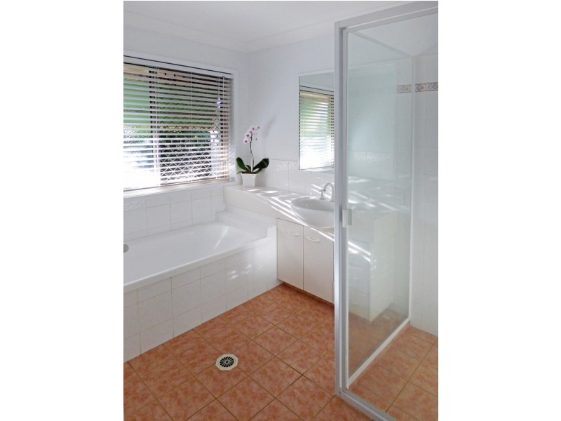 12  Leila Court, Mudgeeraba QLD 4213