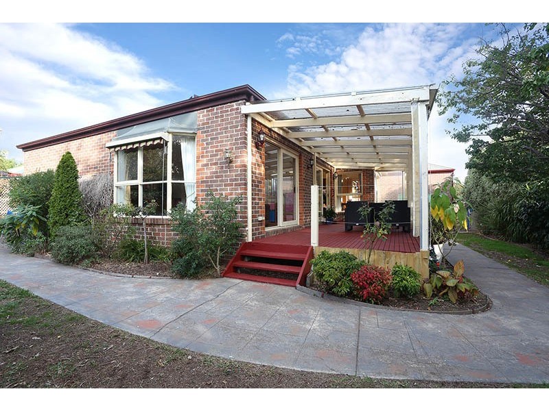 1 Domino Crt, Somerville VIC 3912