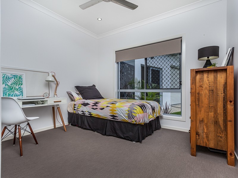 118 Marina Boulevard, Banksia Beach QLD 4507