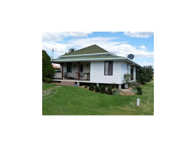 17 Harris Street, Stanthorpe QLD 4380