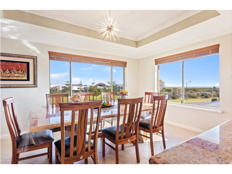 11 Naroona Drive, Dalyellup WA 6230