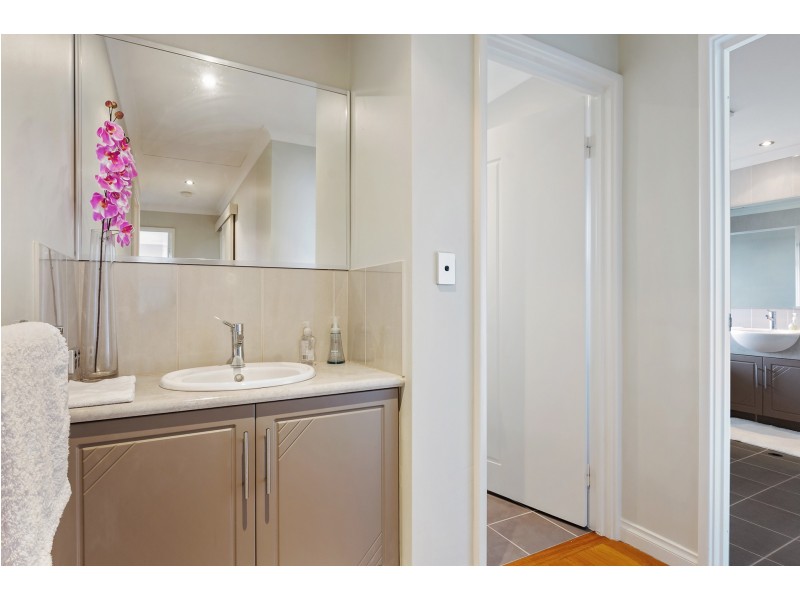 11 Naroona Drive, Dalyellup WA 6230