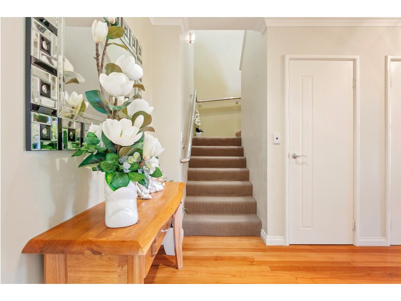 11 Naroona Drive, Dalyellup WA 6230