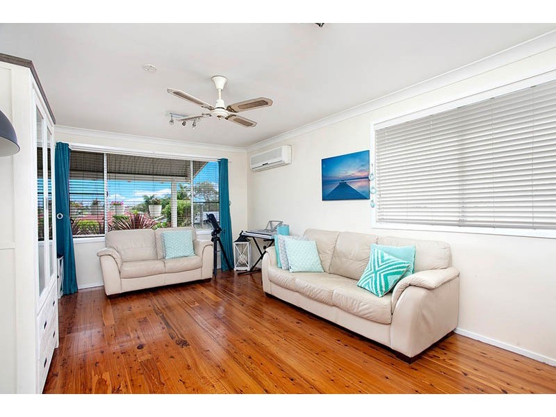 7  Brisbane Place, Barrack Heights NSW 2528