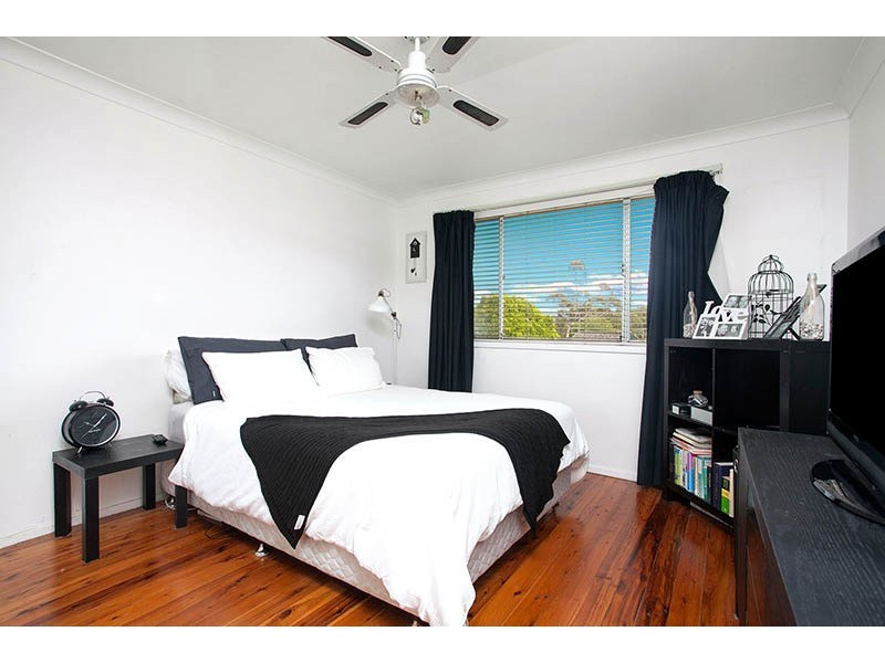 7  Brisbane Place, Barrack Heights NSW 2528