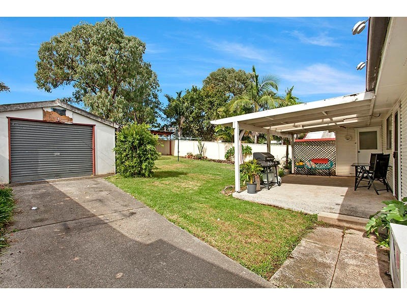 7  Brisbane Place, Barrack Heights NSW 2528
