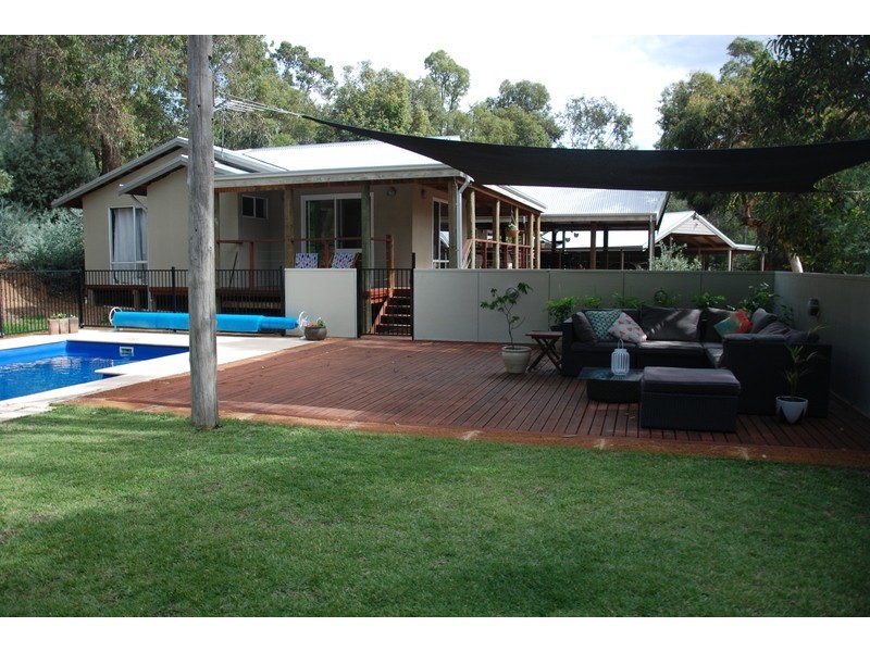 605 Glen Forrest Drive, Glen Forrest WA 6071