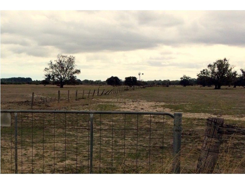 Lot 402 Punrak Rd, Hopeland WA 6125