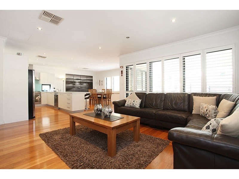 54 Denver Avenue, Madeley WA 6065