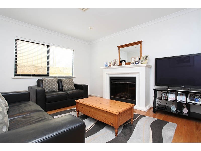 54 Denver Avenue, Madeley WA 6065