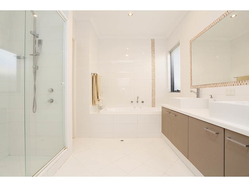 54 Denver Avenue, Madeley WA 6065