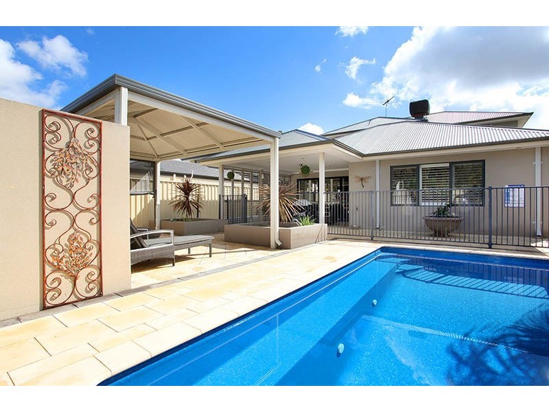 54 Denver Avenue, Madeley WA 6065