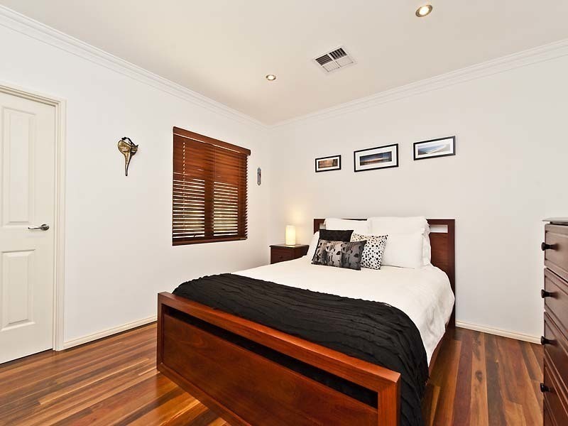 319a Hamilton Road, Coogee WA 6166
