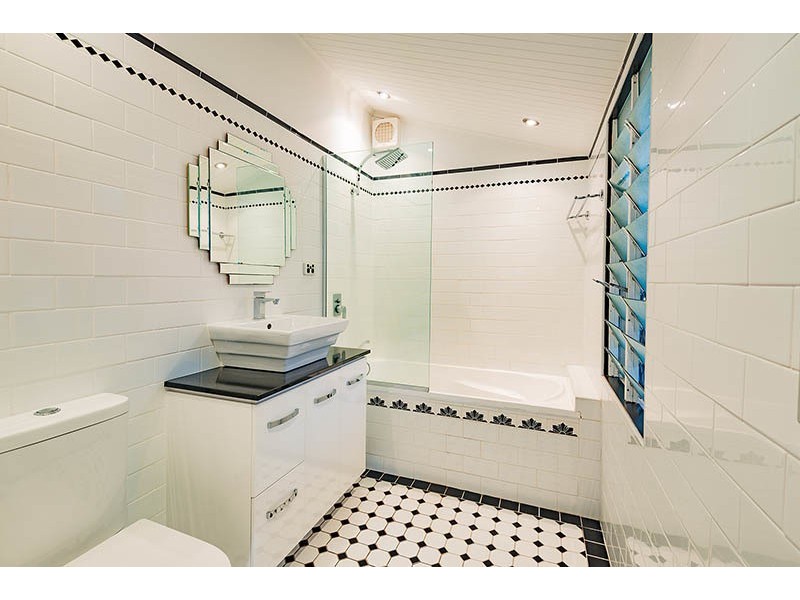 3 Beryl Street, Cairns North QLD 4870