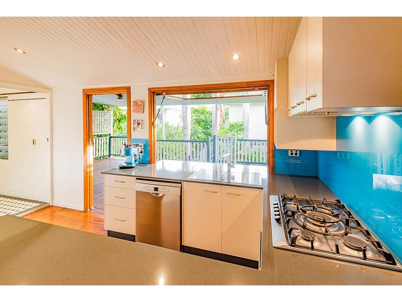 3 Beryl Street, Cairns North QLD 4870