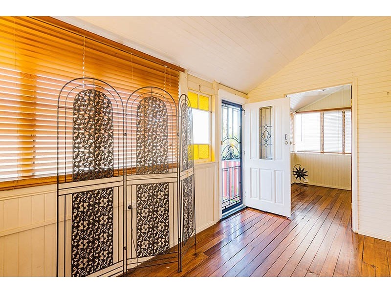 3 Beryl Street, Cairns North QLD 4870