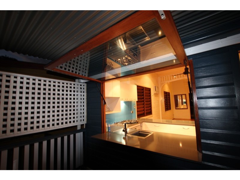 3 Beryl Street, Cairns North QLD 4870