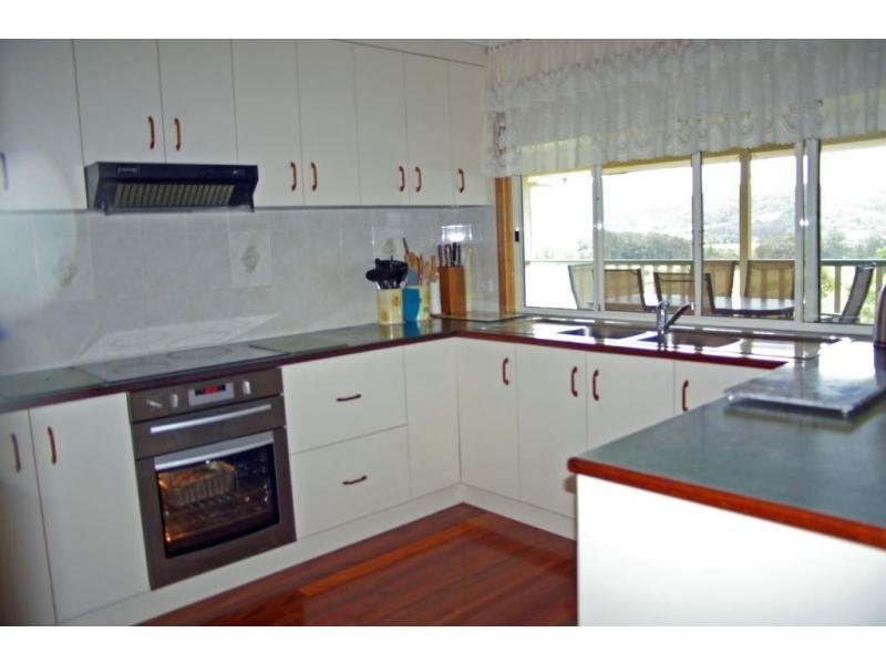 8 Pearce Drive, Maroochy River QLD 4561