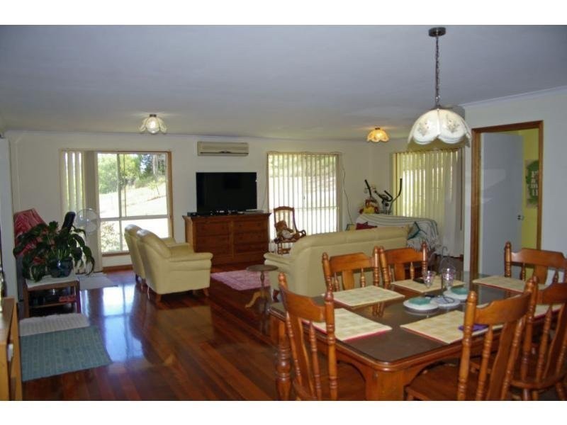 8 Pearce Drive, Maroochy River QLD 4561