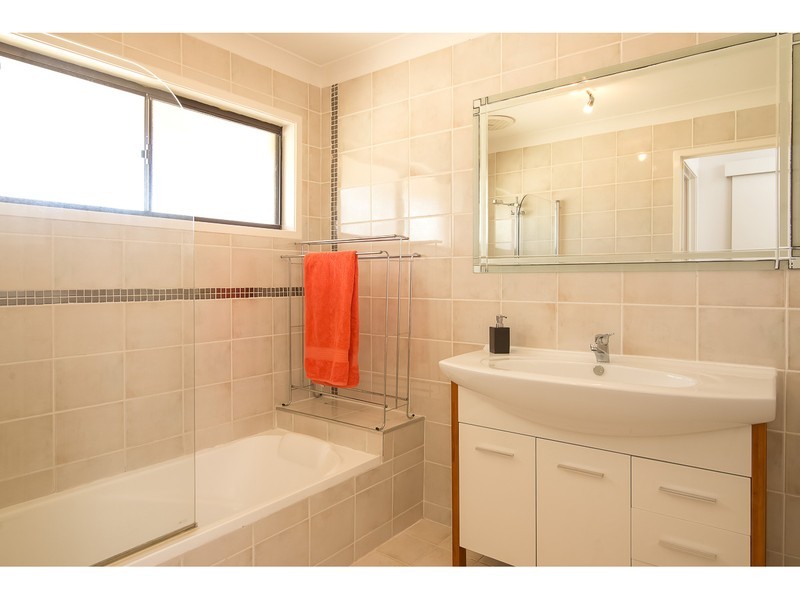 36 Jardine Drive, Springwood QLD 4127