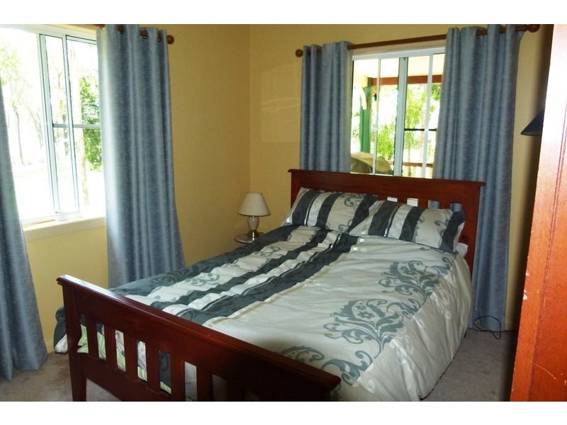 11   Keppel Sands Road, Tungamull QLD 4702
