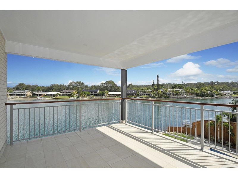 84 Melaleuca Drive, Palm Beach QLD 4221