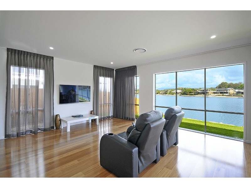 84 Melaleuca Drive, Palm Beach QLD 4221