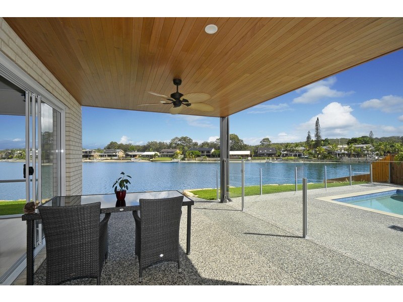 84 Melaleuca Drive, Palm Beach QLD 4221