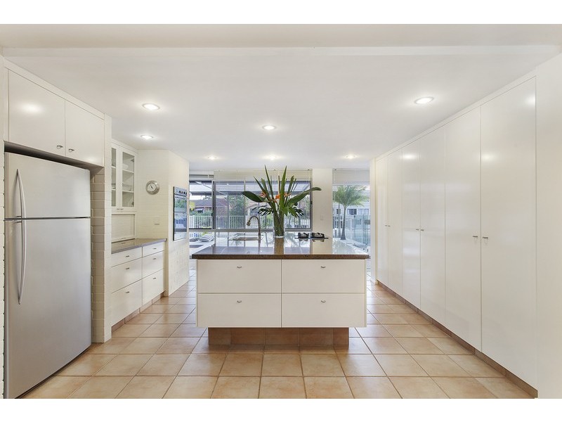 24 Viking Court, Paradise Waters QLD 4217