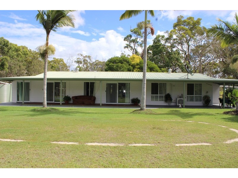 13 Amos Road, Booral QLD 4655