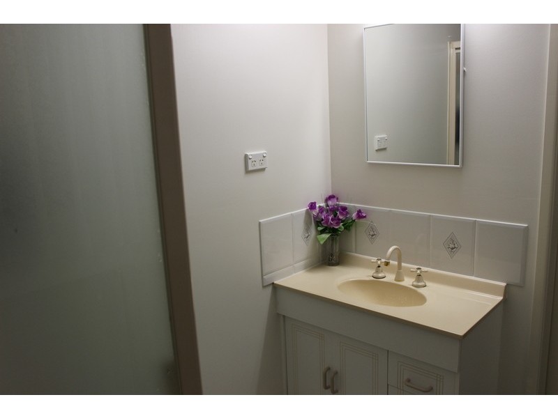 13 Amos Road, Booral QLD 4655