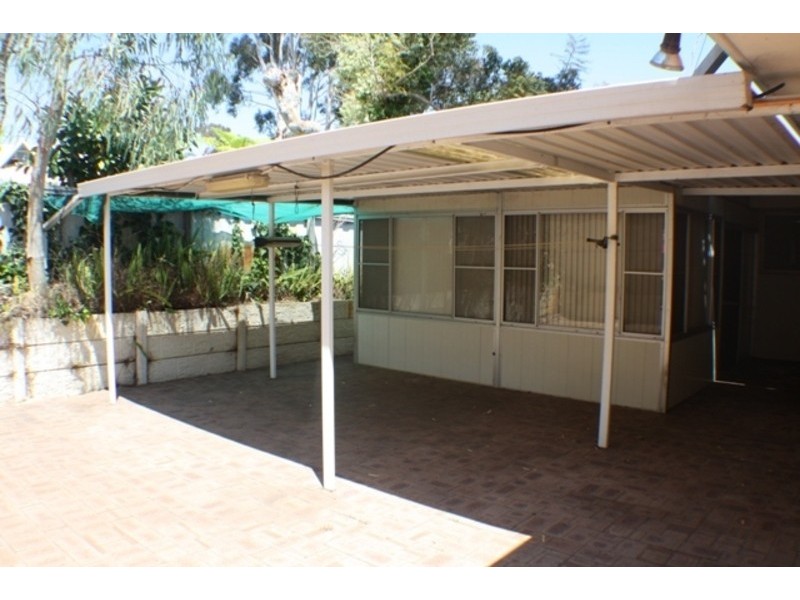 14 Lakeside Terrace, Mount Pleasant WA 6153