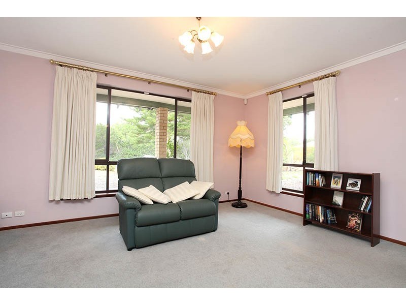 12  Keppell Road, Marmion WA 6020