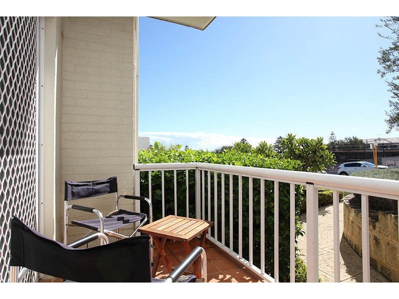 10/20 Overton Gardens, Cottesloe WA 6011