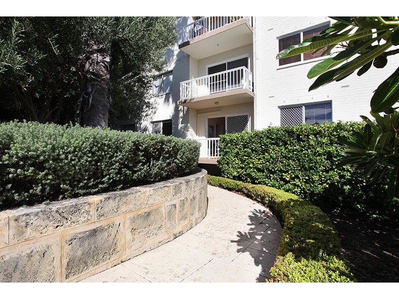 10/20 Overton Gardens, Cottesloe WA 6011