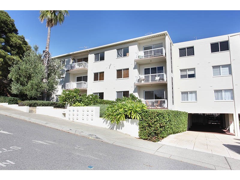 10/20 Overton Gardens, Cottesloe WA 6011